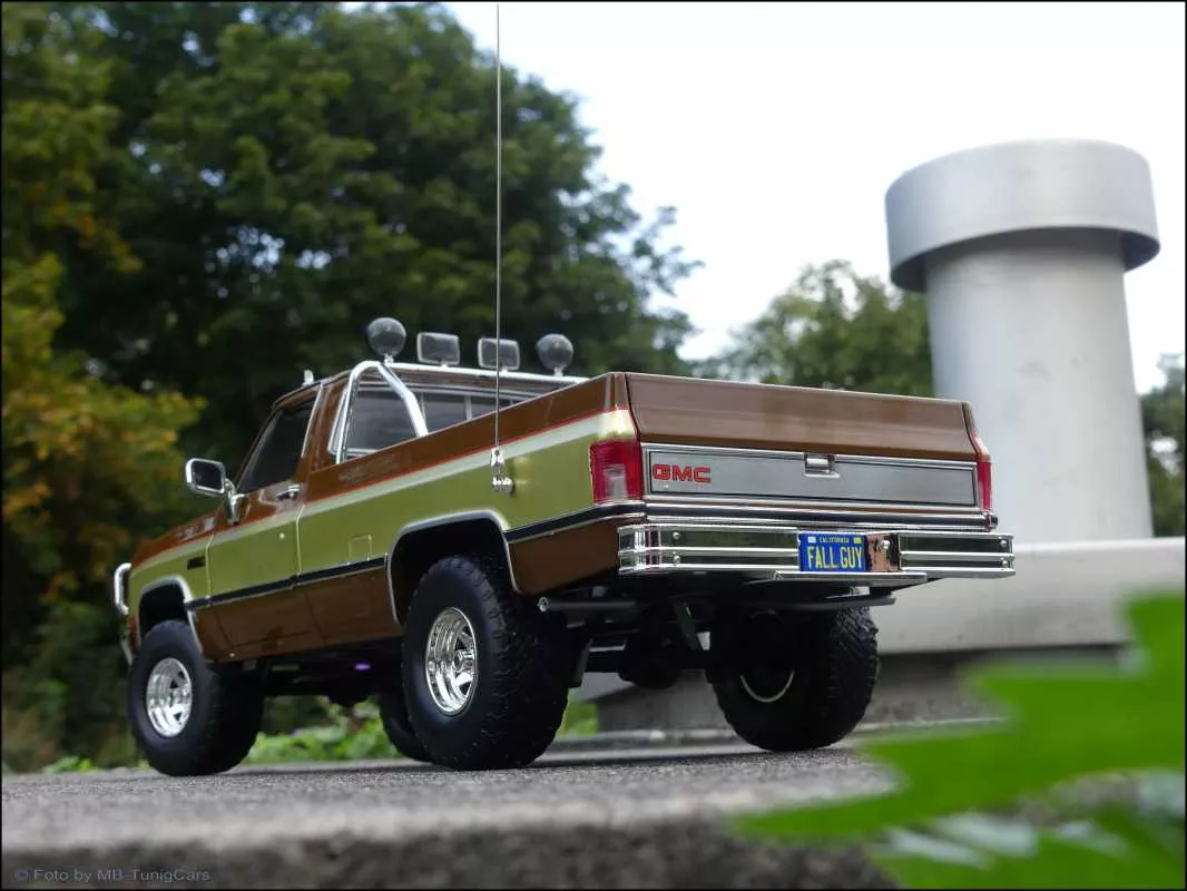 1:18 1982 GMC K-2500 Sierra Grande Fall Guy Ein Colt Für Alle Fälle